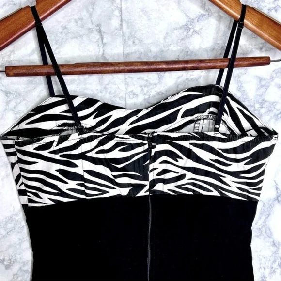 Lipstick 90s Black Zebra Print Form Fitting Mini Dress Juniors Medium - Picture 6 of 8